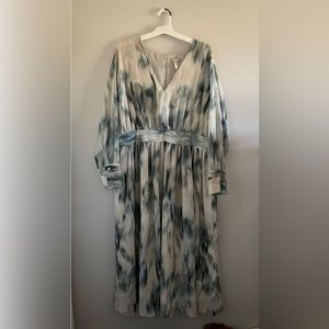 H&M long sleeve multicolored dress